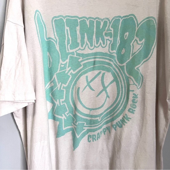 American Eagle Outfitters Blink 182 AE Band Tee Size XXL - Picture 2 of 4